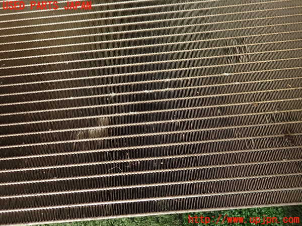 2UPJ-9239206031]ボルボ・V70(SB5244W)エアコンコンデンサー1 中古_2