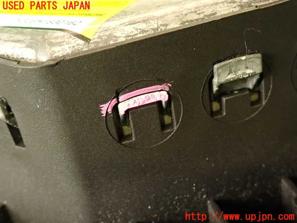 2UPJ-9239207865]ボルボ・V70(SB5244W)運転席側エアバッグカバー 中古_4