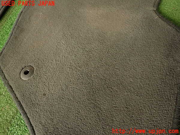2UPJ-9239207800]ボルボ・V70(SB5244W)フロアマット 中古_3