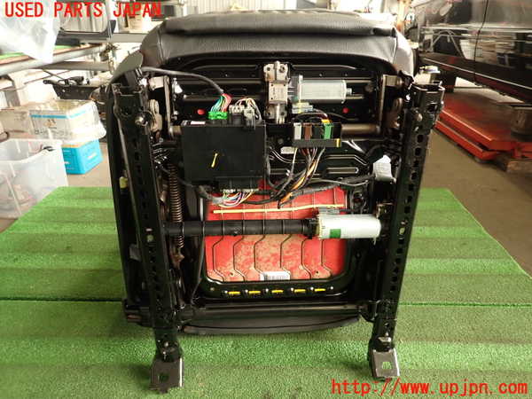 2UPJ-9239207035]ボルボ・V70(SB5244W)運転席シート 中古_5
