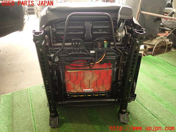 2UPJ-9239207065]ボルボ・V70(SB5244W)助手席シート 中古_5