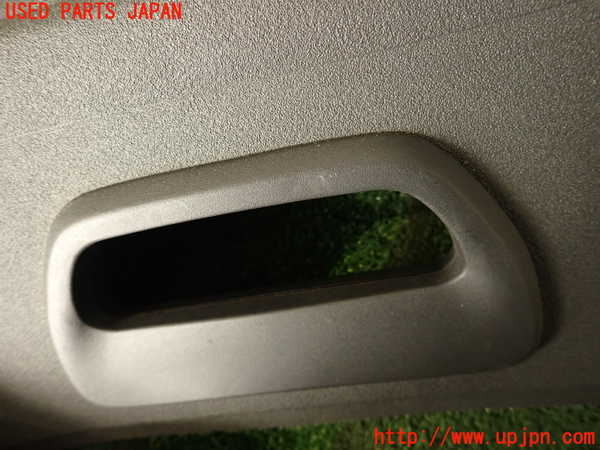 2UPJ-9239207761]ボルボ・V70(SB5244W)トノカバー1 中古_4