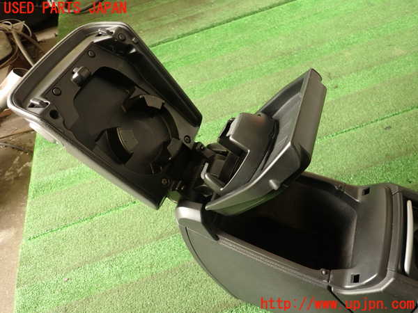 2UPJ-9239207540]ボルボ・V70(SB5244W)センターコンソール 中古_2