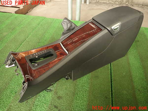 2UPJ-9239207540]ボルボ・V70(SB5244W)センターコンソール 中古_3