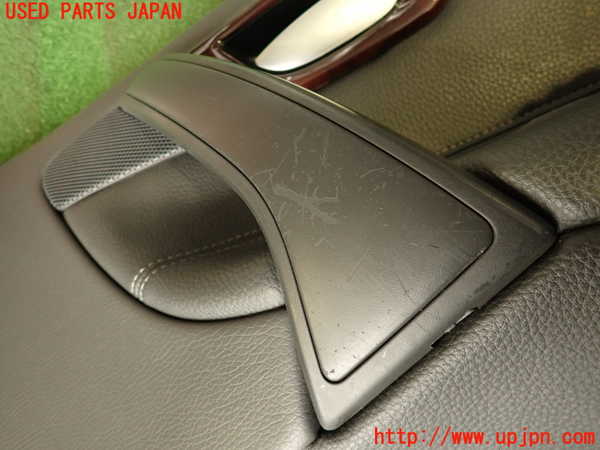 2UPJ-9239201234]ボルボ・V70(SB5244W)右前ドア内張り 中古_2