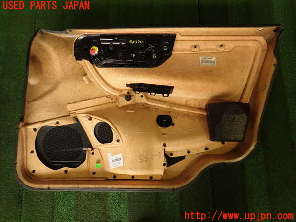 2UPJ-9239201264]ボルボ・V70(SB5244W)左前ドア内張り 中古_5