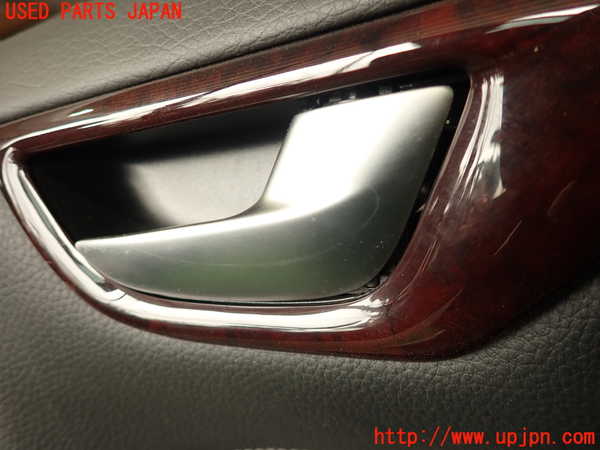 2UPJ-9239201294]ボルボ・V70(SB5244W)右後ドア内張り 中古_4