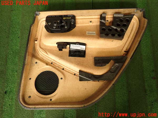 2UPJ-9239201324]ボルボ・V70(SB5244W)左後ドア内張り 中古_5