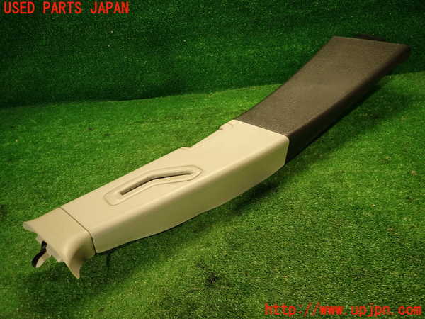 2UPJ-9239207665]ボルボ・V70(SB5244W)右センターピラートリム 中古_2