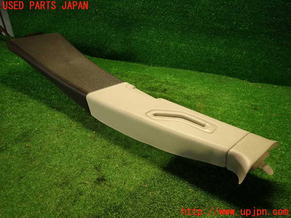 2UPJ-9239207670]ボルボ・V70(SB5244W)左センターピラートリム 中古_3