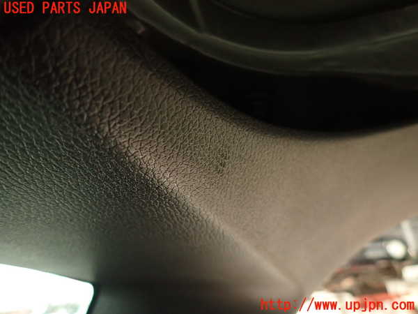 2UPJ-9239207675]ボルボ・V70(SB5244W)右リアピラートリム 中古_2