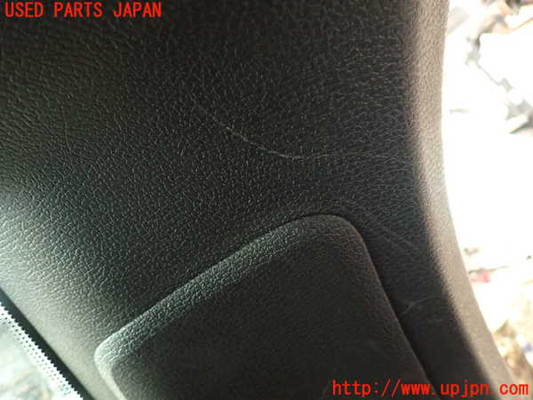 2UPJ-9239207675]ボルボ・V70(SB5244W)右リアピラートリム 中古_3