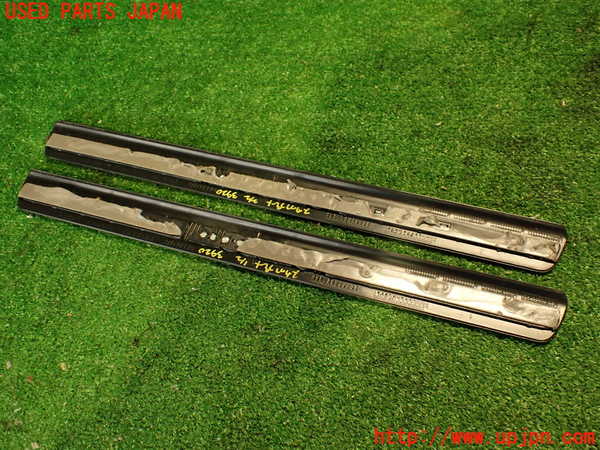 2UPJ-9239207740]ボルボ・V70(SB5244W)スカッフプレート 中古_5