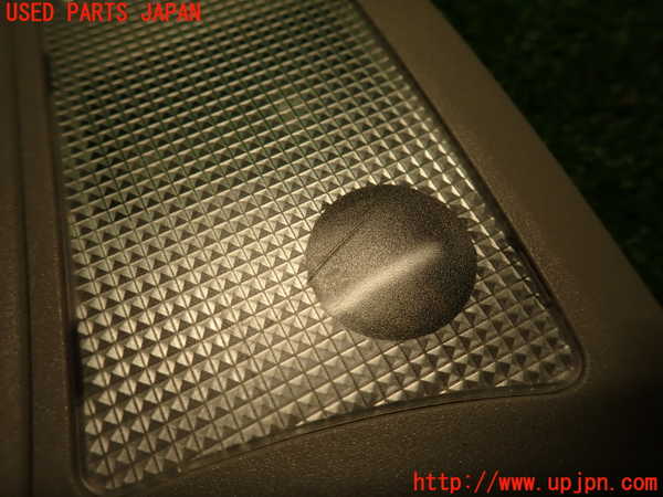 2UPJ-9239206411]ボルボ・V70(SB5244W)ルームランプ1(1列目真中) 中古_3