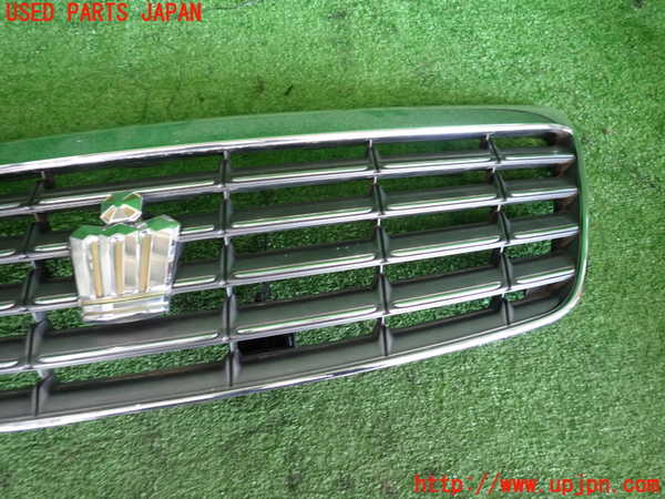 2UPJ-9239211050]クラウン ロイヤル(GRS182)ラジエターグリル 中古_3