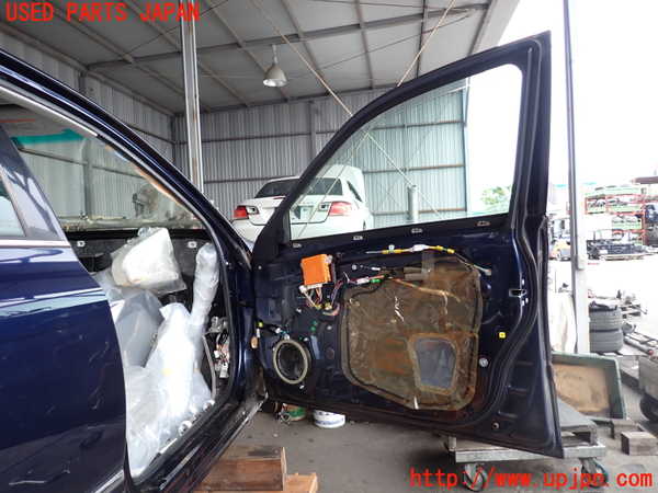 2UPJ-9239211230]クラウン ロイヤル(GRS182)右前ドア 中古_2