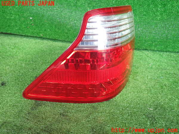 2UPJ-9239211536]クラウン ロイヤル(GRS182)左テールランプ 中古_2
