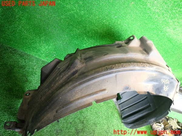 2UPJ-9239211090]クラウン ロイヤル(GRS182)右前フェンダーライナー 中古_3