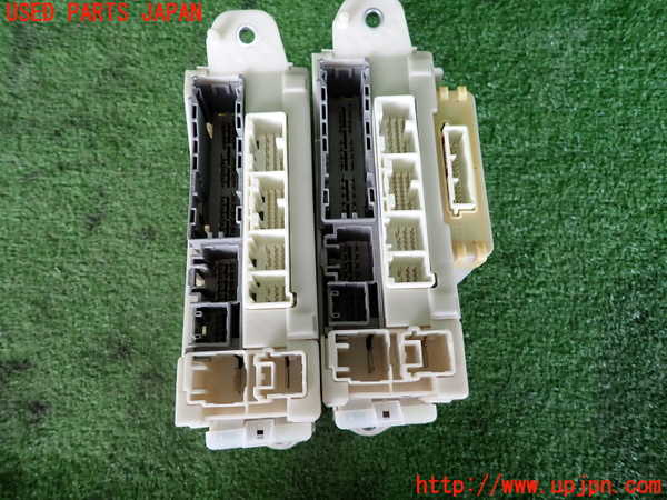 2UPJ-9239216743]クラウン ロイヤル(GRS182)ヒューズボックス3 中古_2