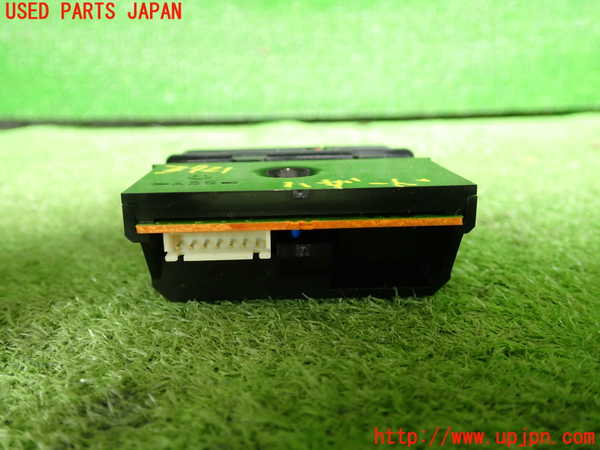 2UPJ-9239216290]クラウン ロイヤル(GRS182)ハザードスイッチ 中古_3