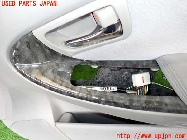 2UPJ-9239211234]クラウン ロイヤル(GRS182)右前ドア内張り 中古_3