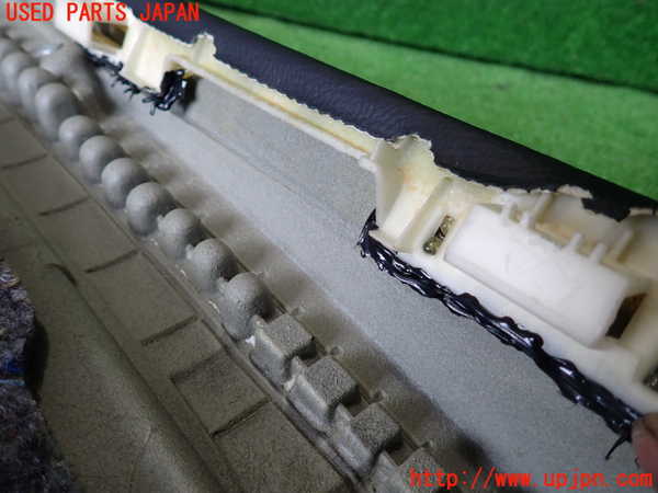 2UPJ-9239211264]クラウン ロイヤル(GRS182)左前ドア内張り 中古_5