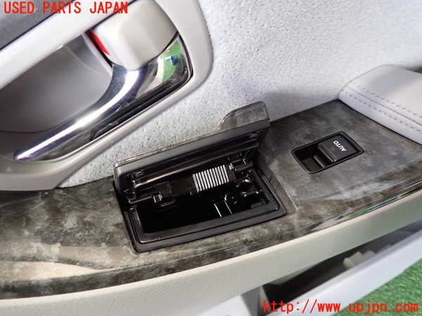 2UPJ-9239211294]クラウン ロイヤル(GRS182)右後ドア内張り 中古_4