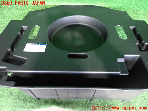 2UPJ-9239217772]クラウン ロイヤル(GRS182)ラゲッジトレイ2 中古_2