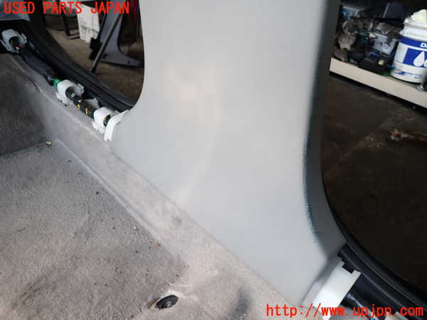 2UPJ-9239217670]クラウン ロイヤル(GRS182)左センターピラートリム 中古_4