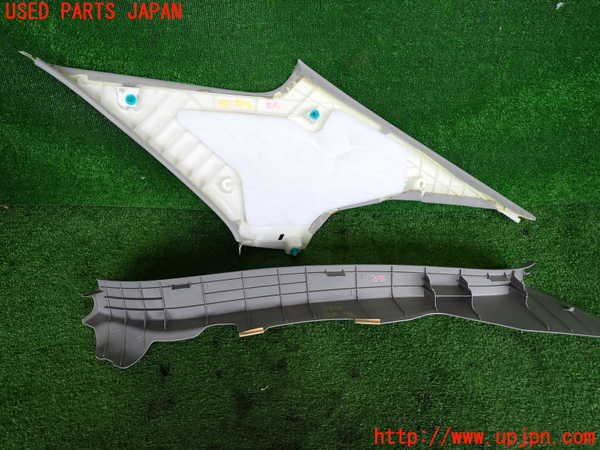2UPJ-9239217680]クラウン ロイヤル(GRS182)左リアピラートリム 中古_5