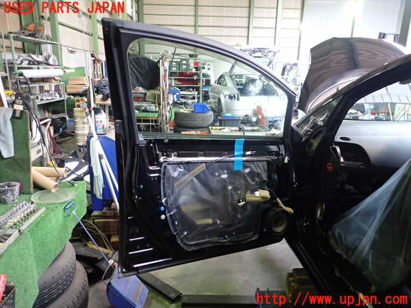 2UPJ-9239221260]日産リーフ(AZE0)左前ドア 中古 NSG M3O8 43R-00011_4