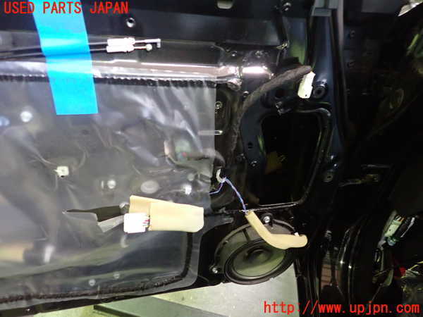 2UPJ-9239221260]日産リーフ(AZE0)左前ドア 中古 NSG M3O8 43R-00011_5