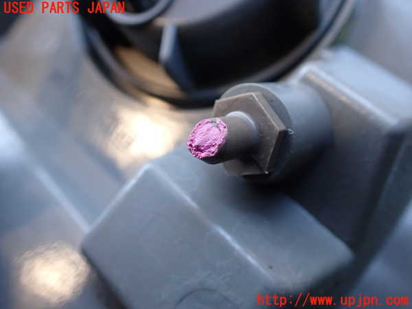 2UPJ-9239221530]日産リーフ(AZE0)右テールランプ 中古_4