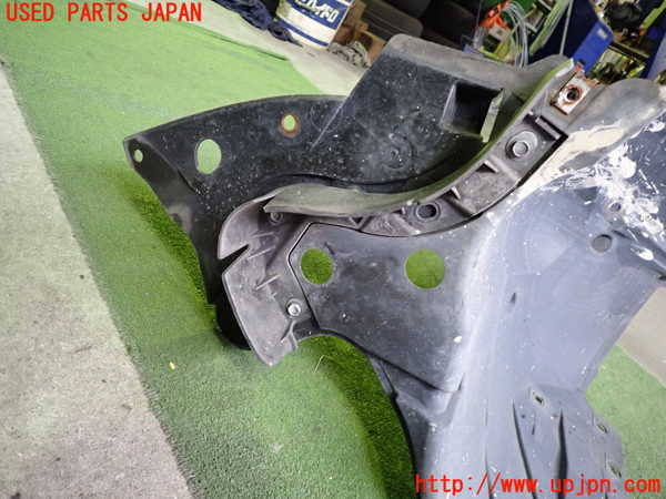 2UPJ-9239221092]日産リーフ(AZE0)左前フェンダーライナー 中古_4