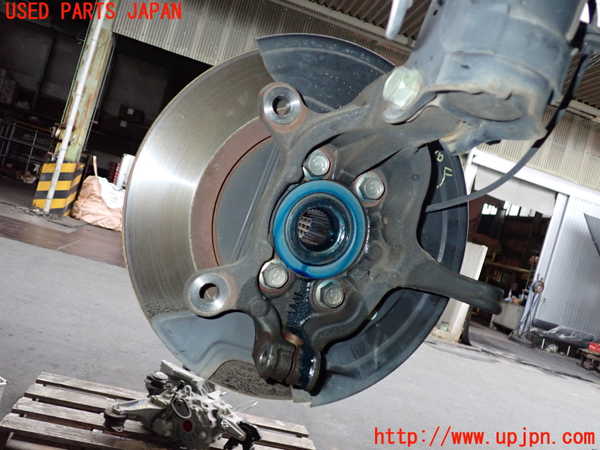 2UPJ-9239224290]日産リーフ(AZE0)右フロントナックルハブ 中古_2