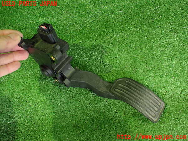 2UPJ-9239226383]日産リーフ(AZE0)センサー3(アクセルペダル) 中古_2