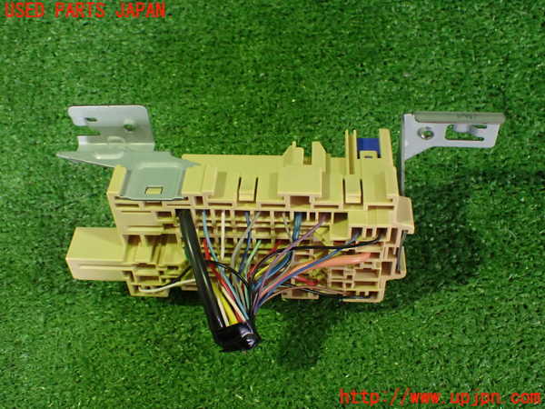 2UPJ-9239226743]日産リーフ(AZE0)ヒューズボックス3(室内助手席側) 中古_2