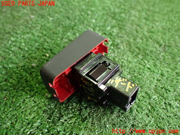 2UPJ-9239226290]日産リーフ(AZE0)ハザードスイッチ 中古_2