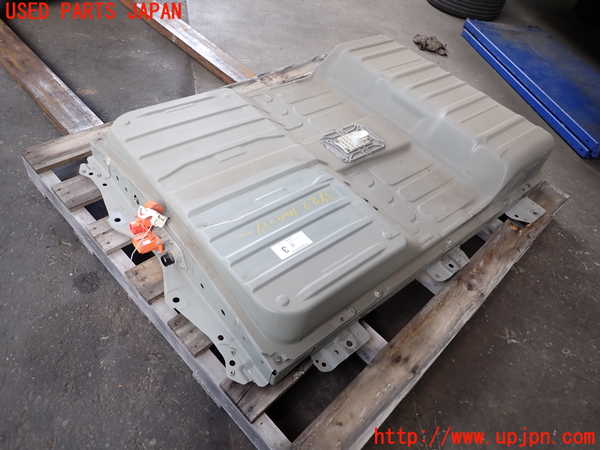 2UPJ-9239226911]日産リーフ(AZE0)ハイブリッドバッテリー1 中古_2