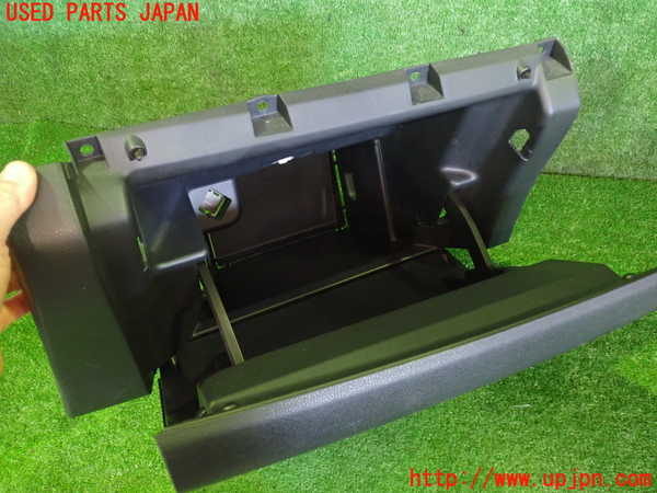2UPJ-9239227516]日産リーフ(AZE0)グローブボックス1 中古_3