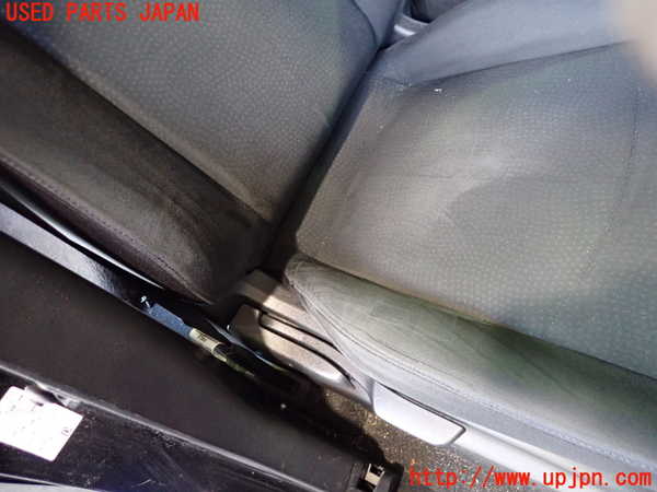 2UPJ-9239227035]日産リーフ(AZE0)運転席シート 中古_2