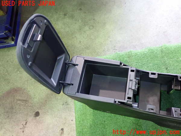 2UPJ-9239227540]日産リーフ(AZE0)センターコンソール 中古_2