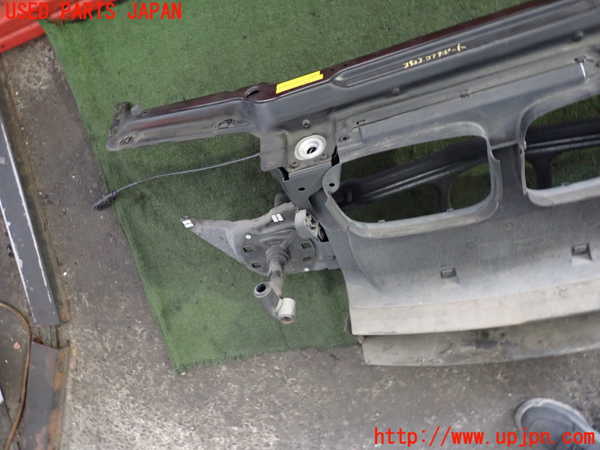 2UPJ-9239231041]BMW 318ti(AU20)(E46/5系)コアサポート 中古_2