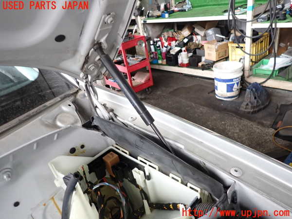 2UPJ-9239231068]BMW 318ti(AU20)(E46/5系)ボンネットダンパー 中古_2