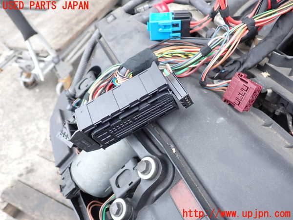 2UPJ-9239232010]BMW 318ti(AU20)(E46/5系)エンジン Ｎ46B20A 中古_3