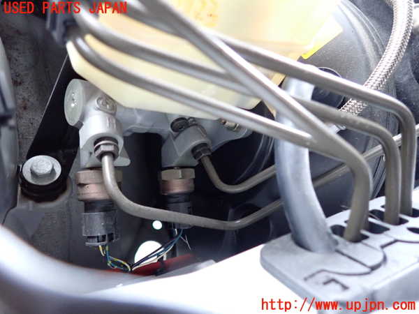2UPJ-9239234050]BMW 318ti(AU20)(E46/5系)ブレーキマスターシリンダー 中古_2