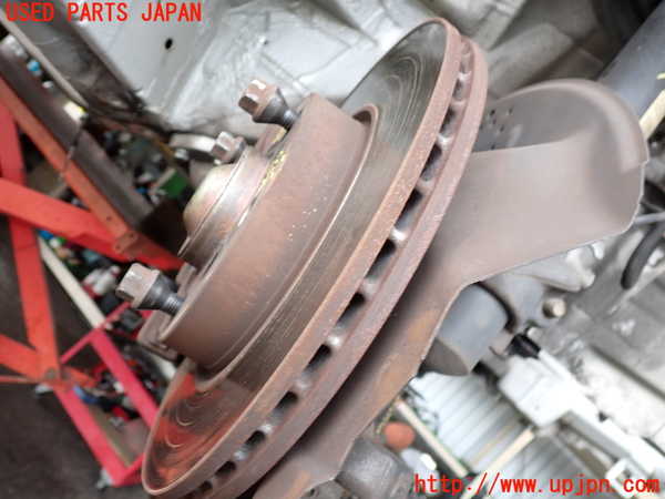 2UPJ-9239234290]BMW 318ti(AU20)(E46/5系)右フロントナックルハブ 中古_2