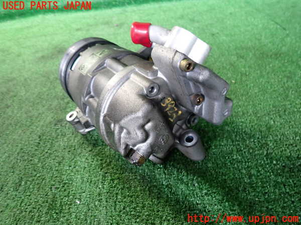 2UPJ-9239236025]BMW 318ti(AU20)(E46/5系)エアコンコンプレッサー 中古_2