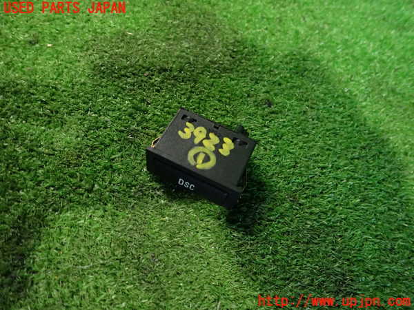 2UPJ-9239236306]BMW 318ti(AU20)(E46/5系)スイッチ1 (DSC) 中古_2