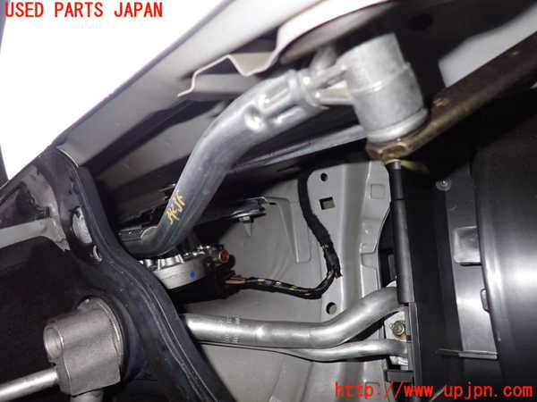 2UPJ-9239236770]BMW 318ti(AU20)(E46/5系)フロントワイパーモーター 中古_2